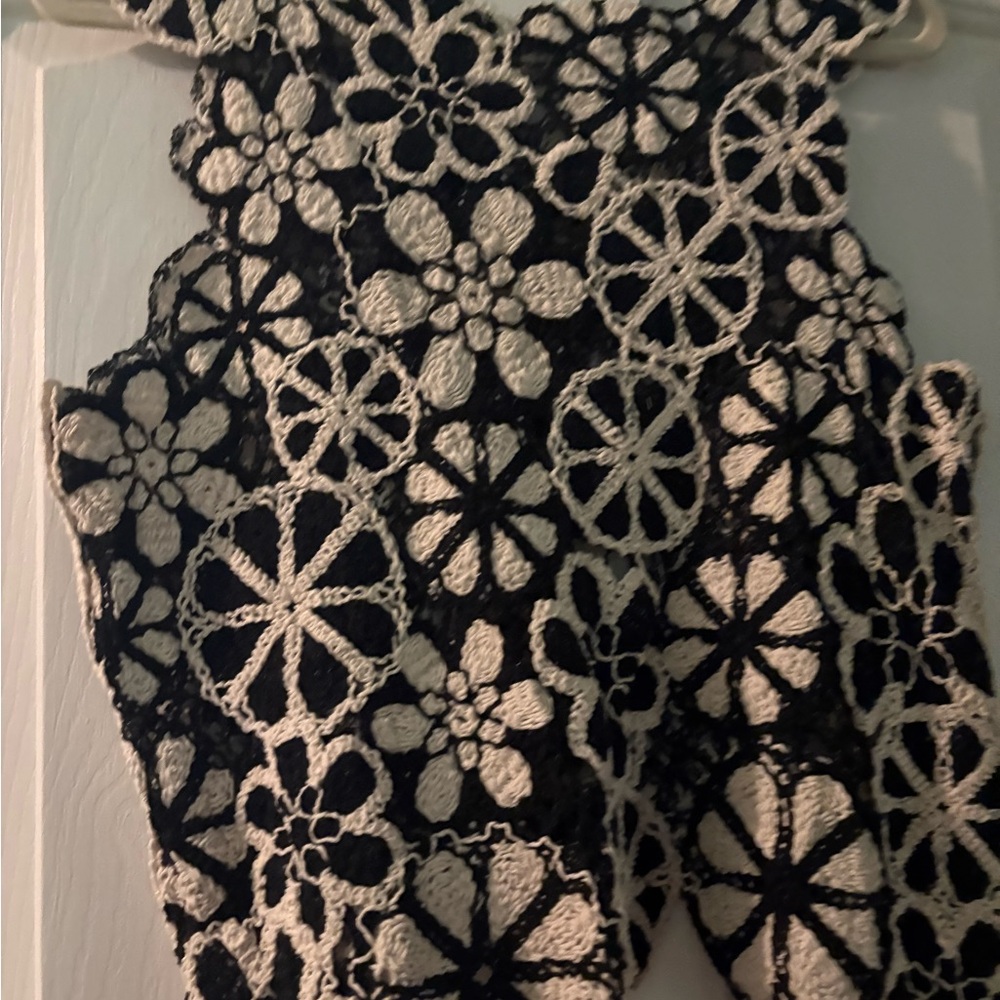 NWOT never worn 2 OSFM crotchet POL tops - Picture 14 of 14